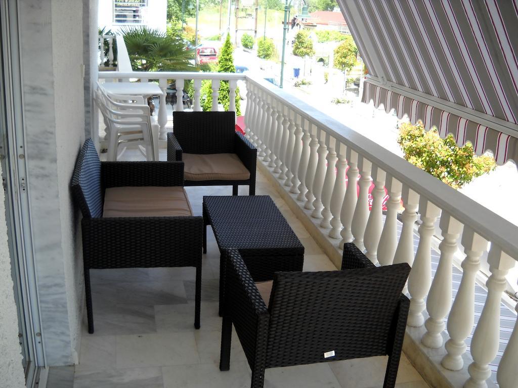 Hotel Kostas Olympiakí Aktí Zimmer foto